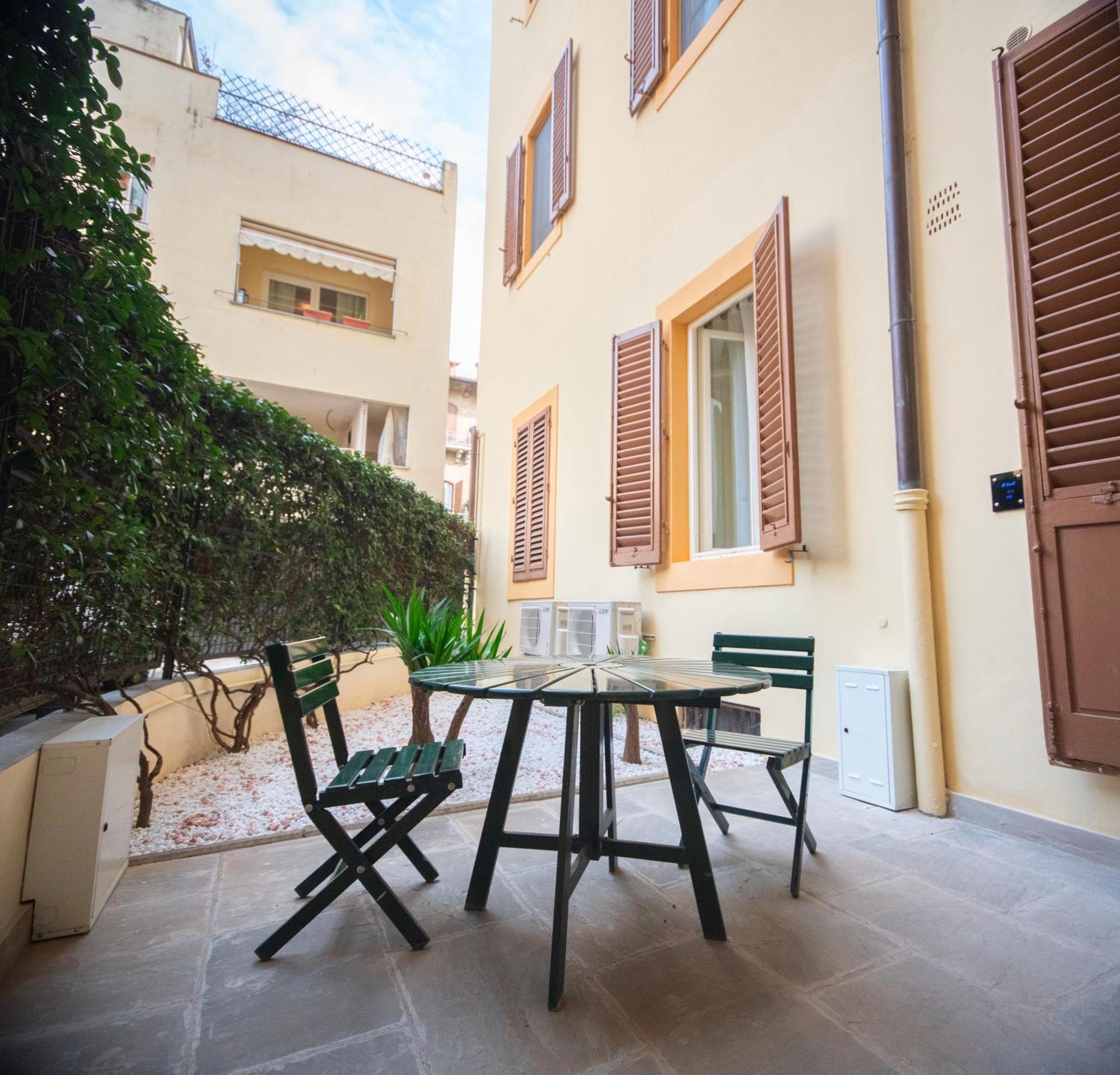 Le Robbiane 44 - 46 Appartement Florence Buitenkant foto